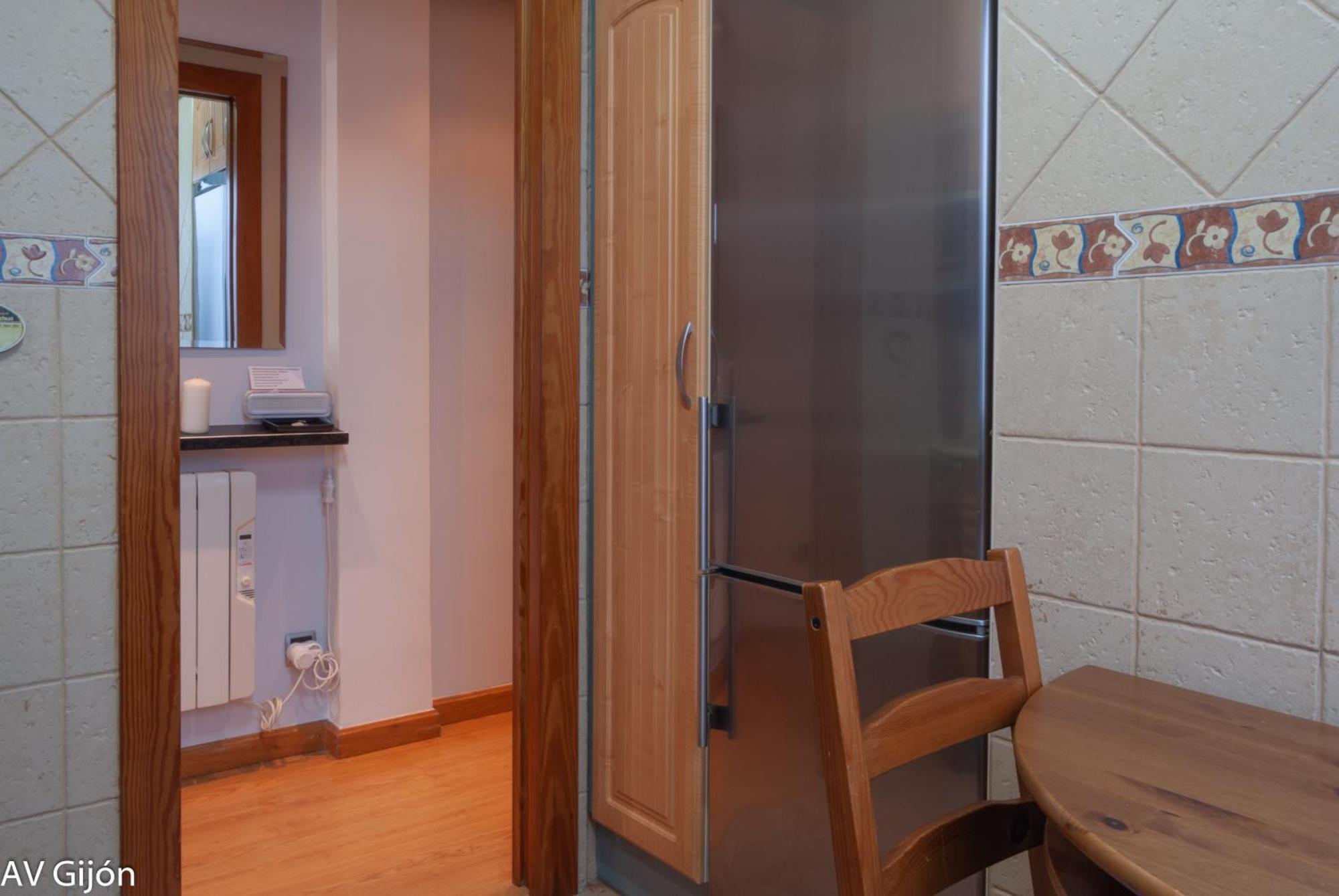 Av Premio Real 16 Apartment Gijon Exterior photo