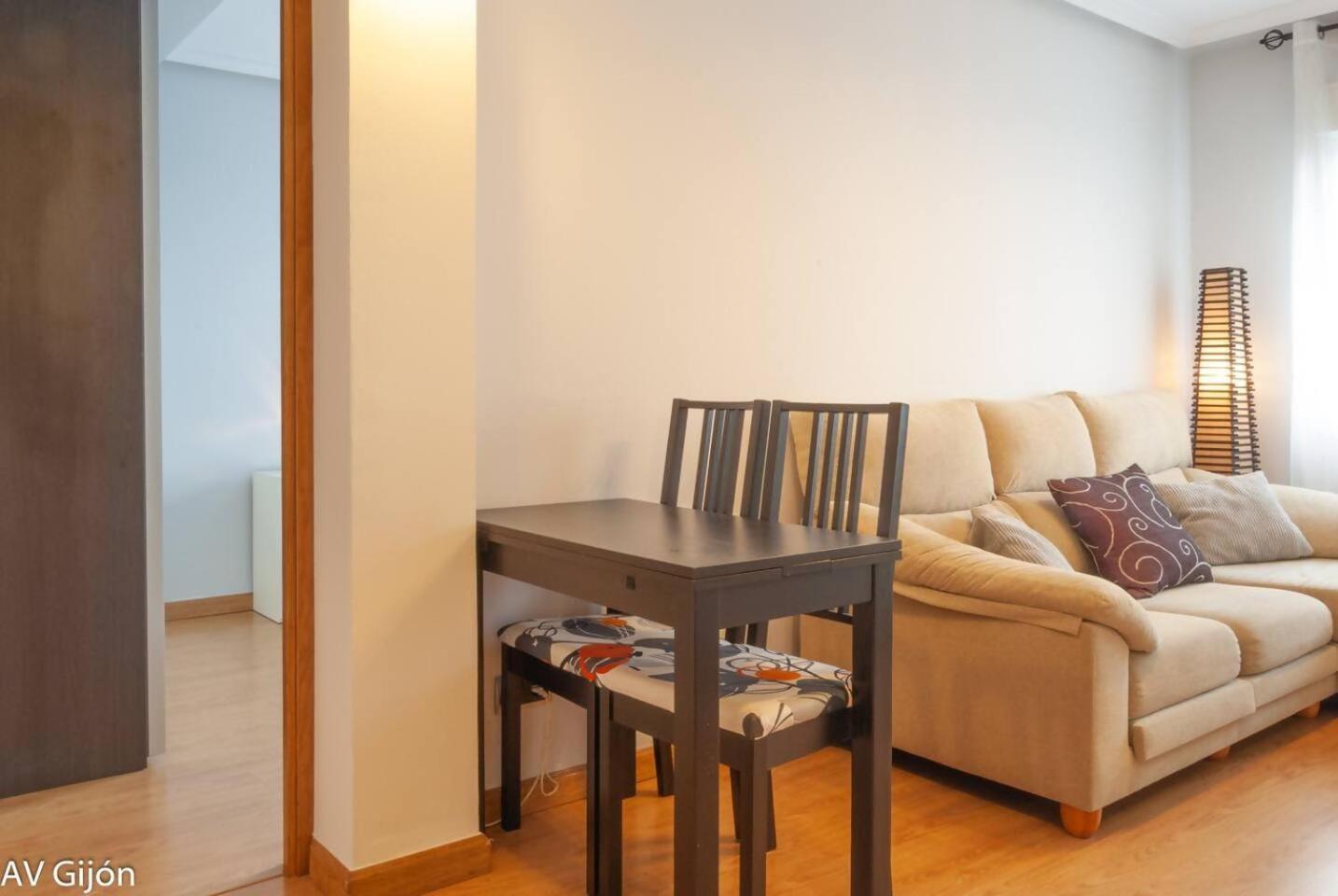 Av Premio Real 16 Apartment Gijon Exterior photo